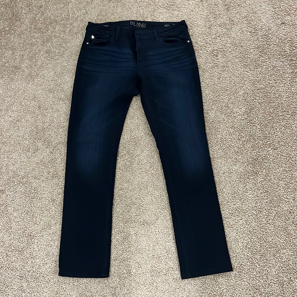DL 1961 Size 32 jeans